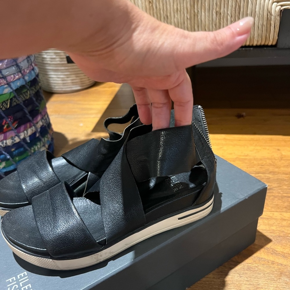 Eileen Fisher - Sport